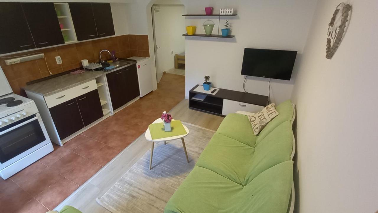 Jani Apartment City Skopje City ​​Center Eksteriør bilde